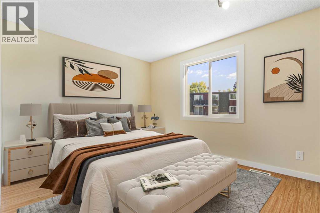 Single Family House for Sale in   Galbraith Drive SW Glamorgan Calgary 