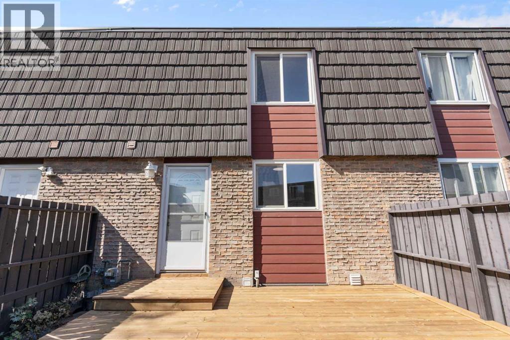 Single Family House for Sale in   Galbraith Drive SW Glamorgan Calgary 