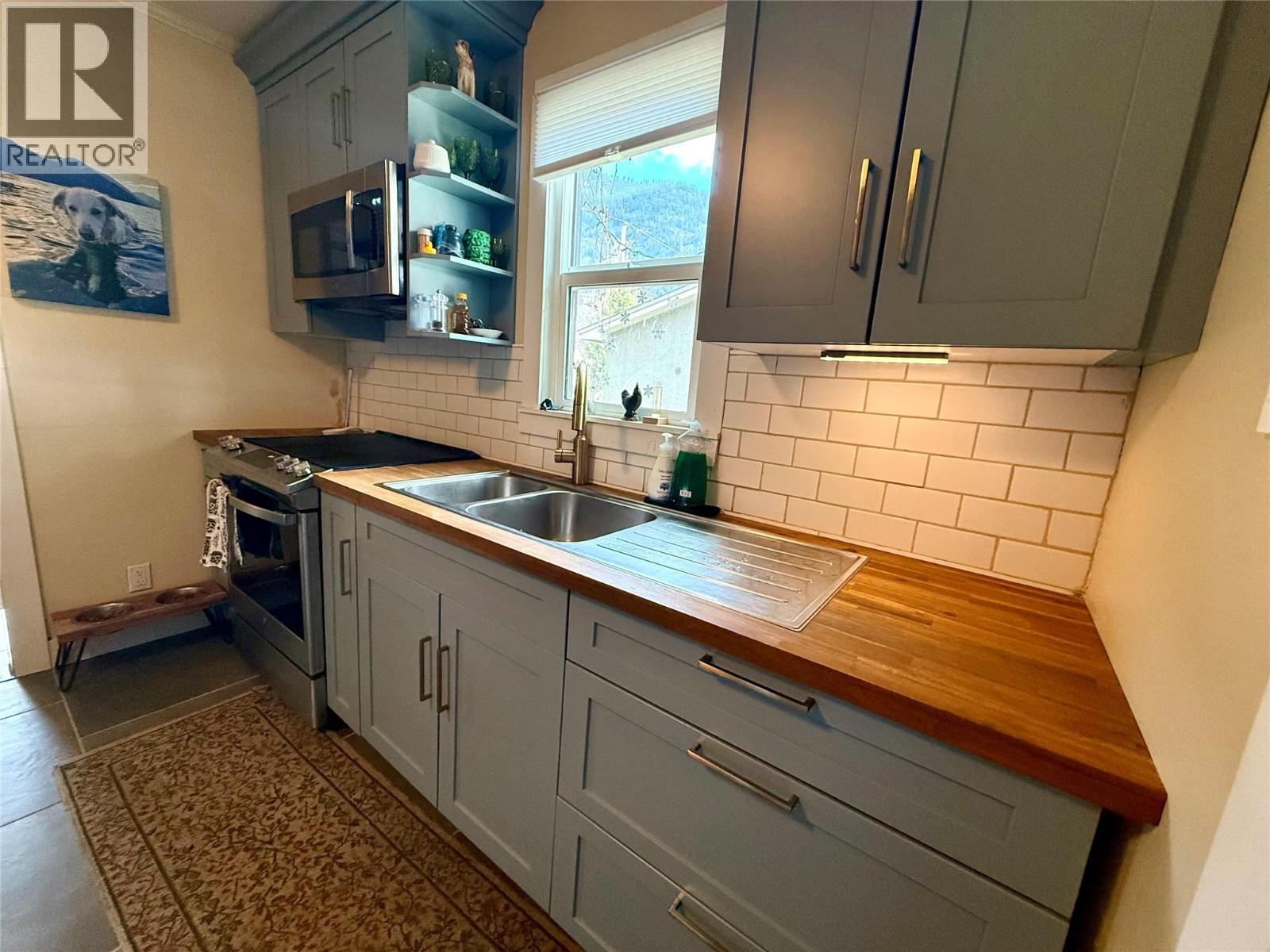 706 2nd Street - 4