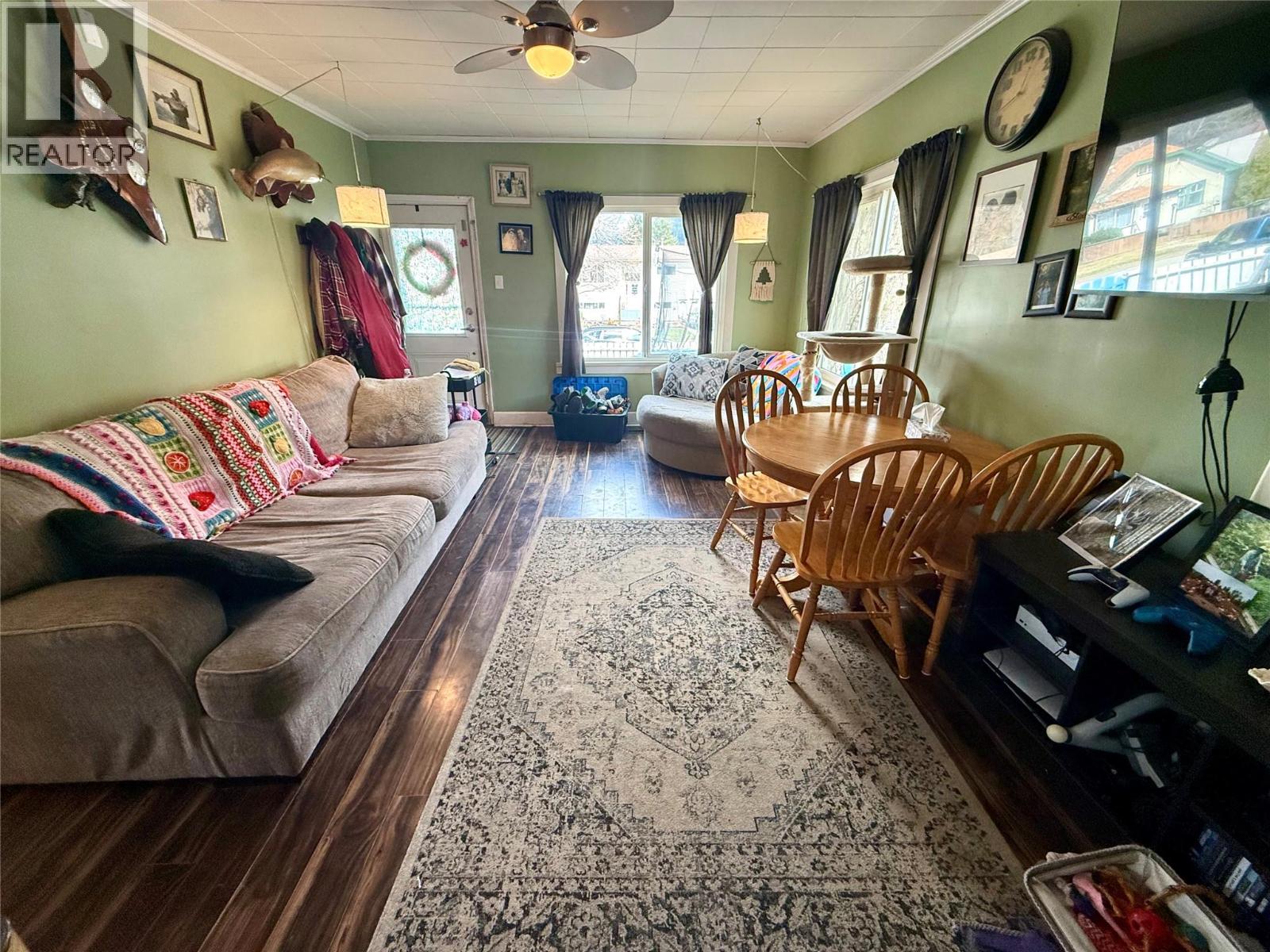  706 2nd Street, Castlegar