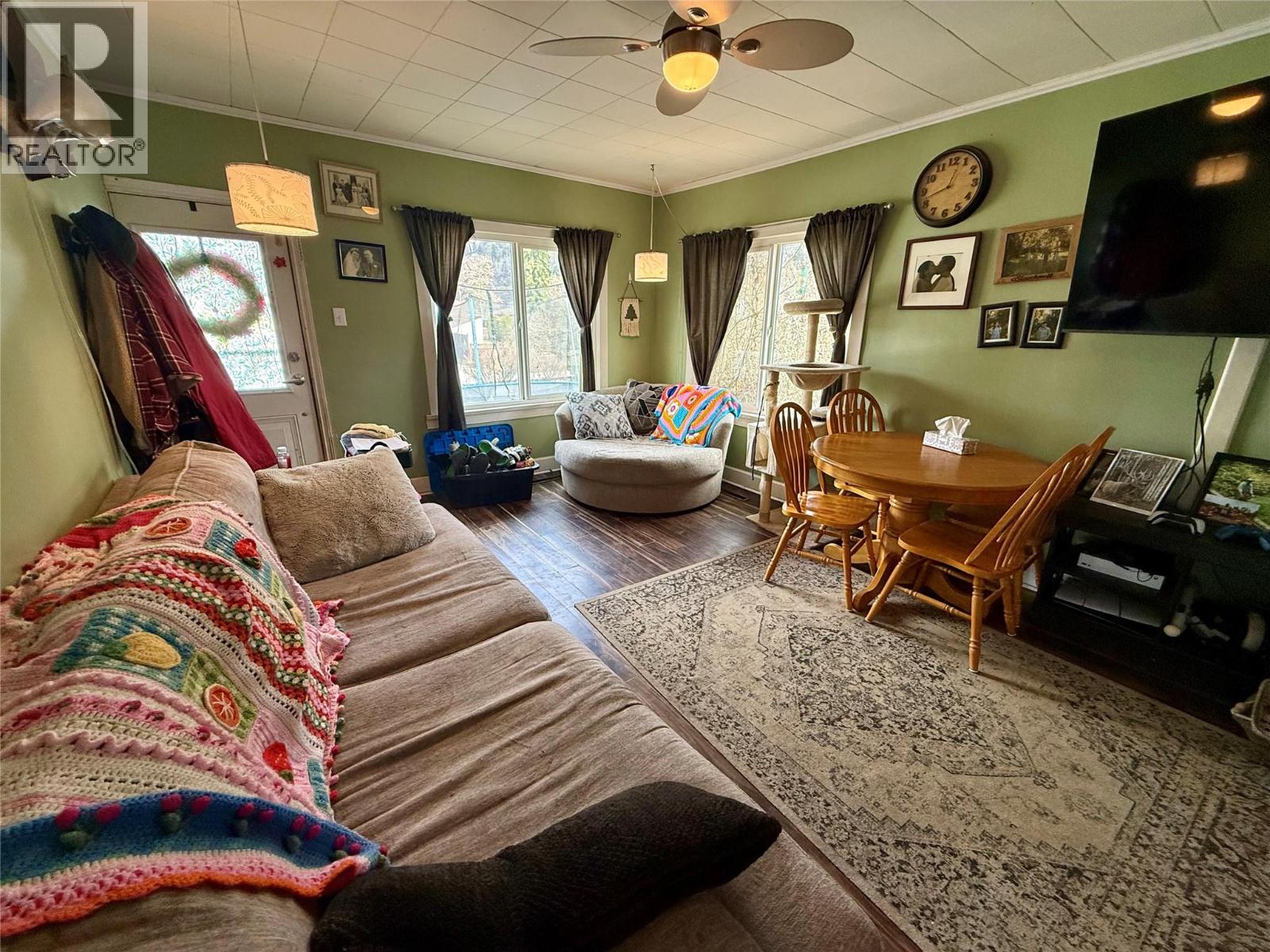  706 2nd Street, Castlegar