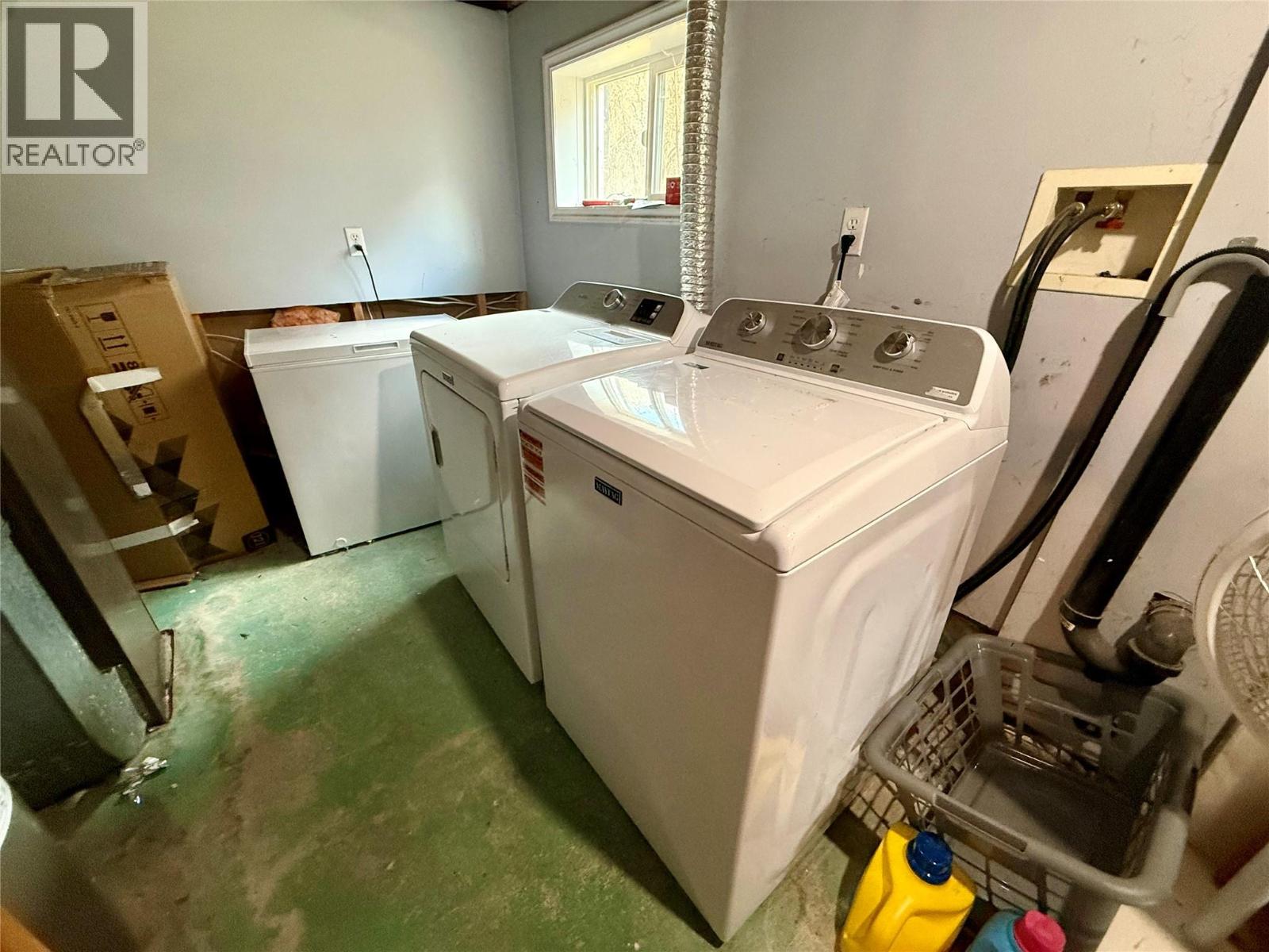  706 2nd Street, Castlegar