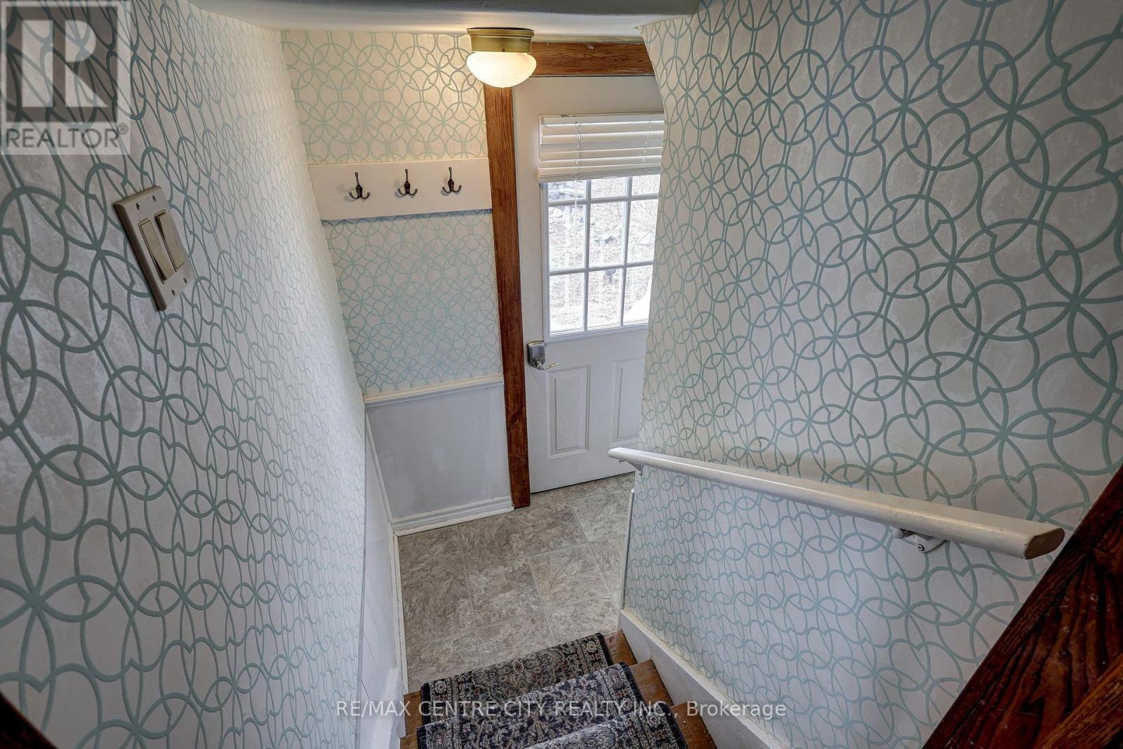 36 WILSON AVENUE Property Photo