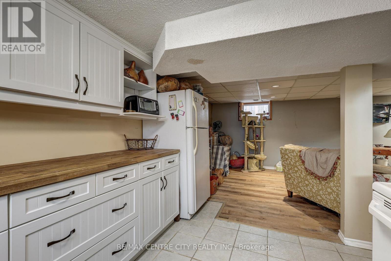 36 WILSON AVENUE Property Photo