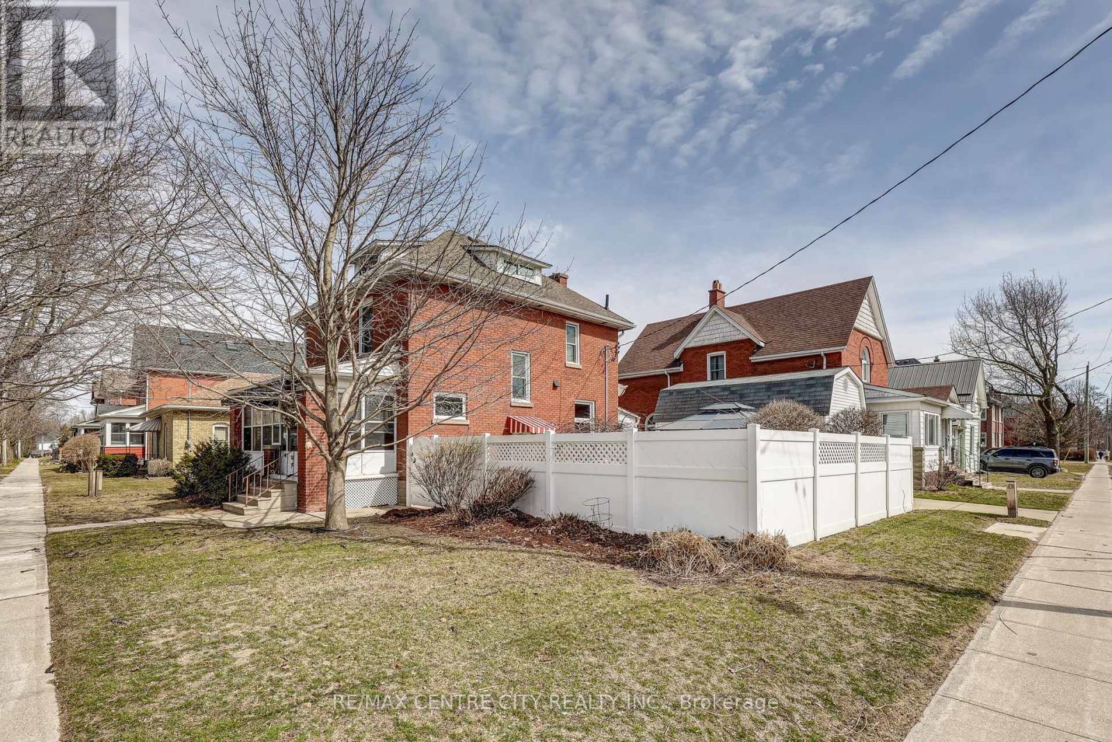 36 WILSON AVENUE Property Photo