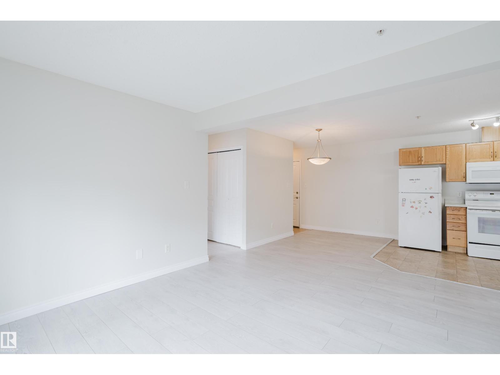 #113 309 CLAREVIEW STATION DR NW - 22