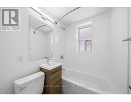Unit A - 993 O'connor Drive, Toronto, ON M4B2T1 Photo 8