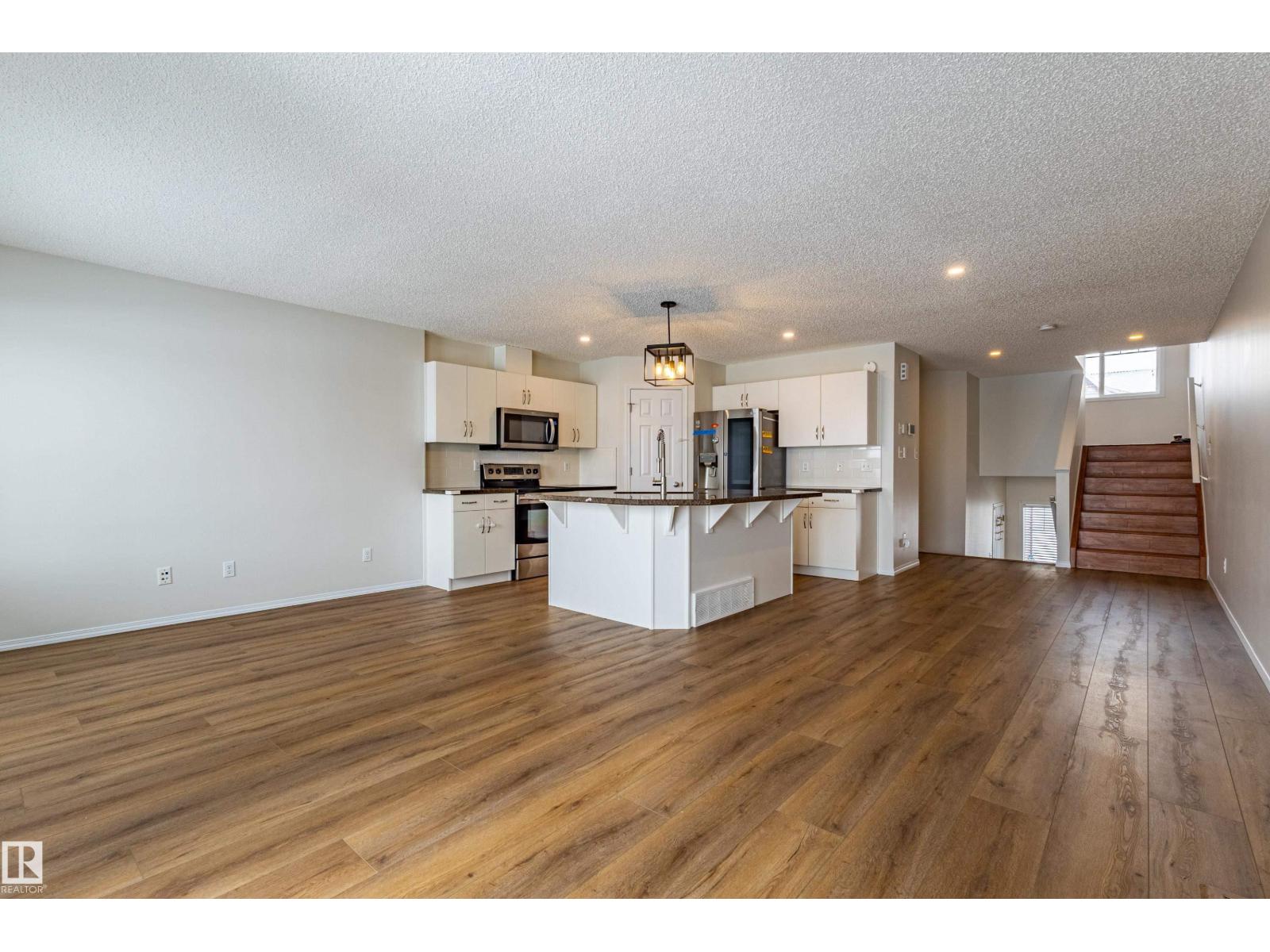 21326 61 AV NW - 18