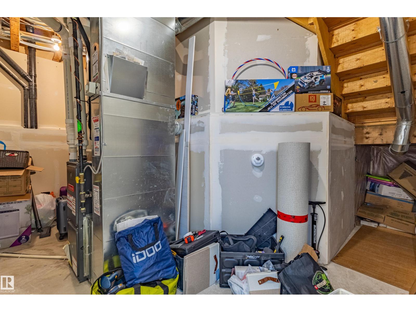 21326 61 AV NW - 44