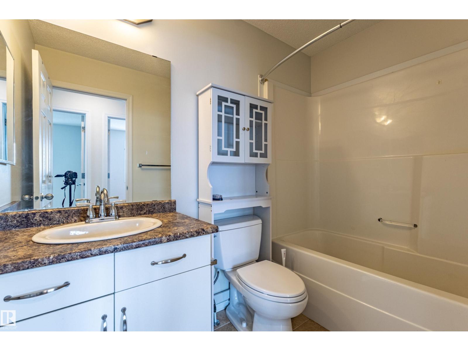 21326 61 AV NW - 35