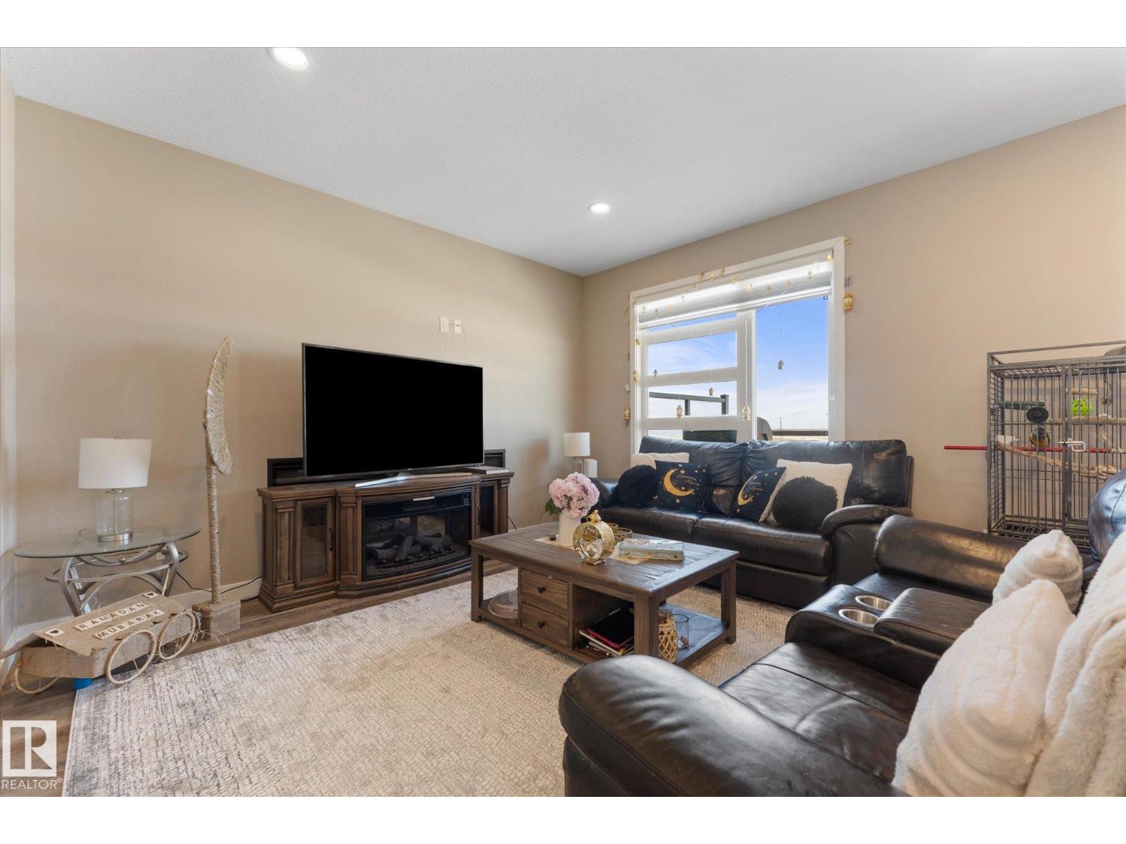 #79 17635 58 ST NW - 15