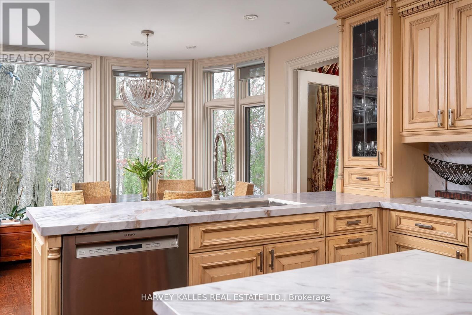7 RIDGEWOOD ROAD - 7