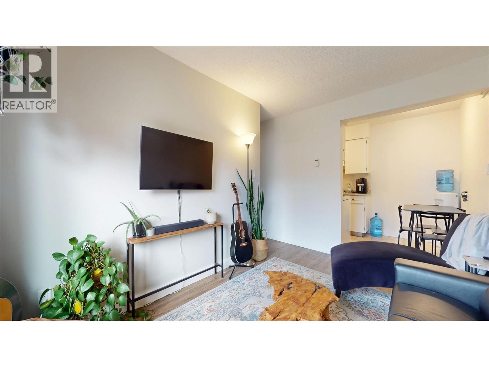 2117 2nd Street N Unit# 206, Cranbrook