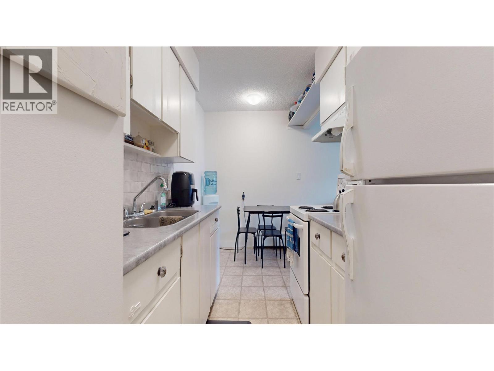 2117 2nd Street N Unit# 206, Cranbrook