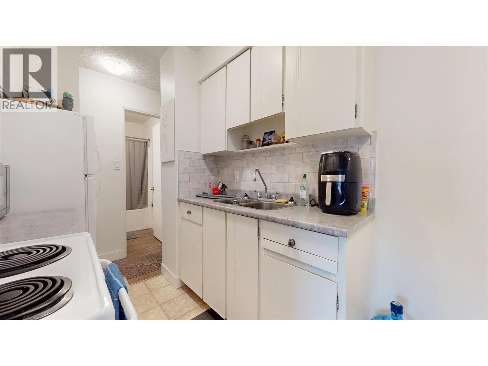 2117 2nd Street N Unit# 206, Cranbrook