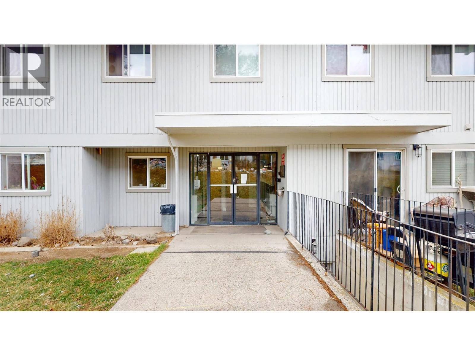 2117 2nd Street N Unit# 206, Cranbrook