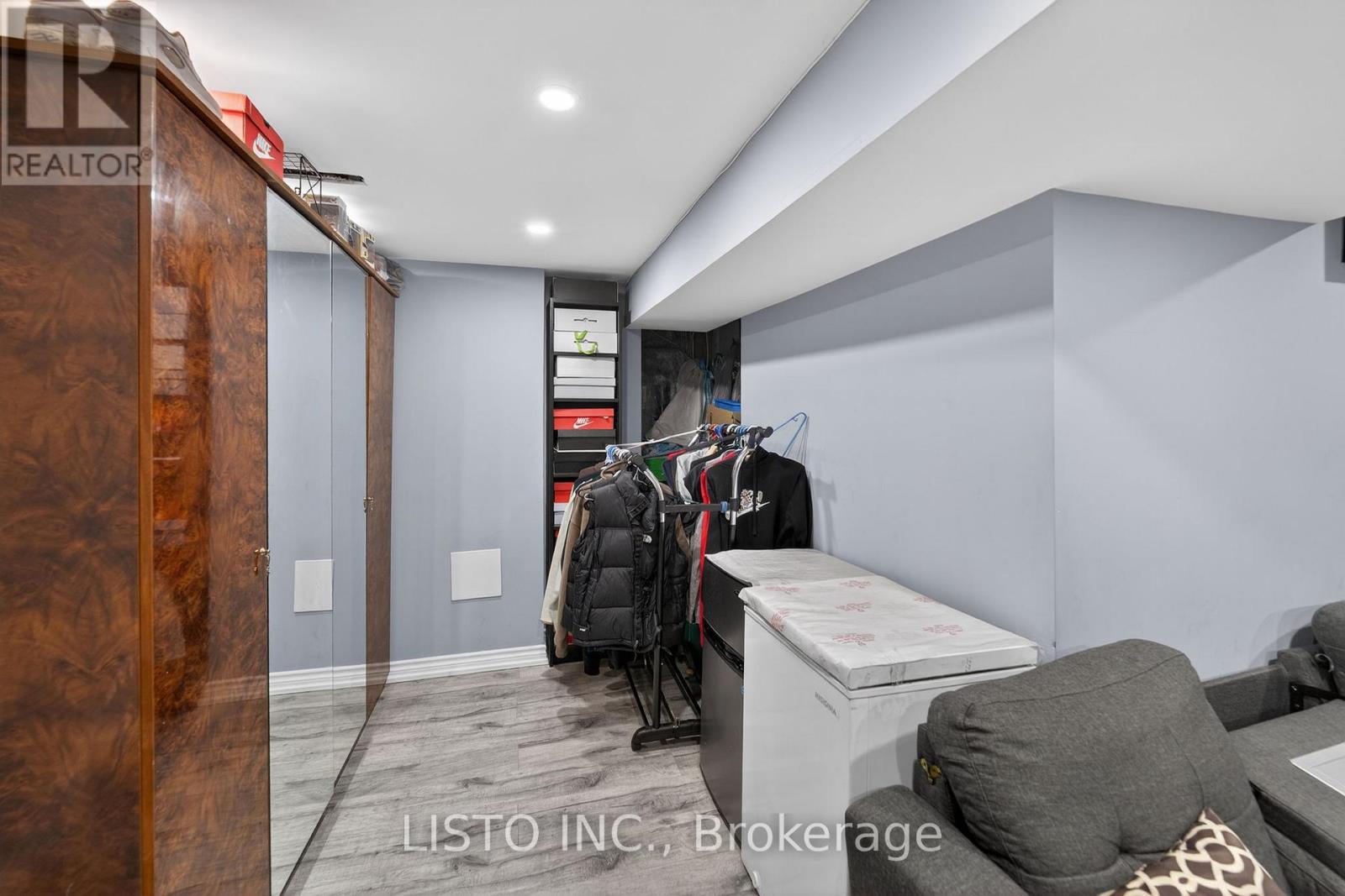 106 TIMBER MILL AVENUE N - 26