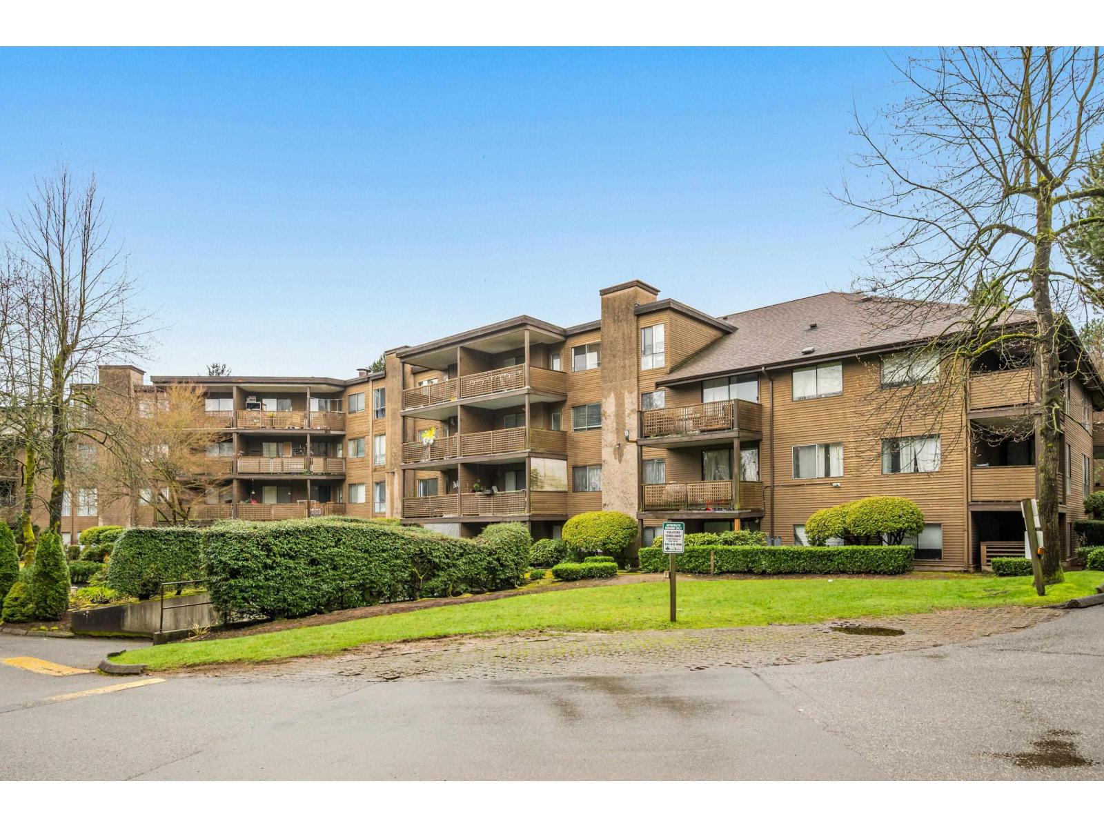 302 10662 151A Street - photo 2