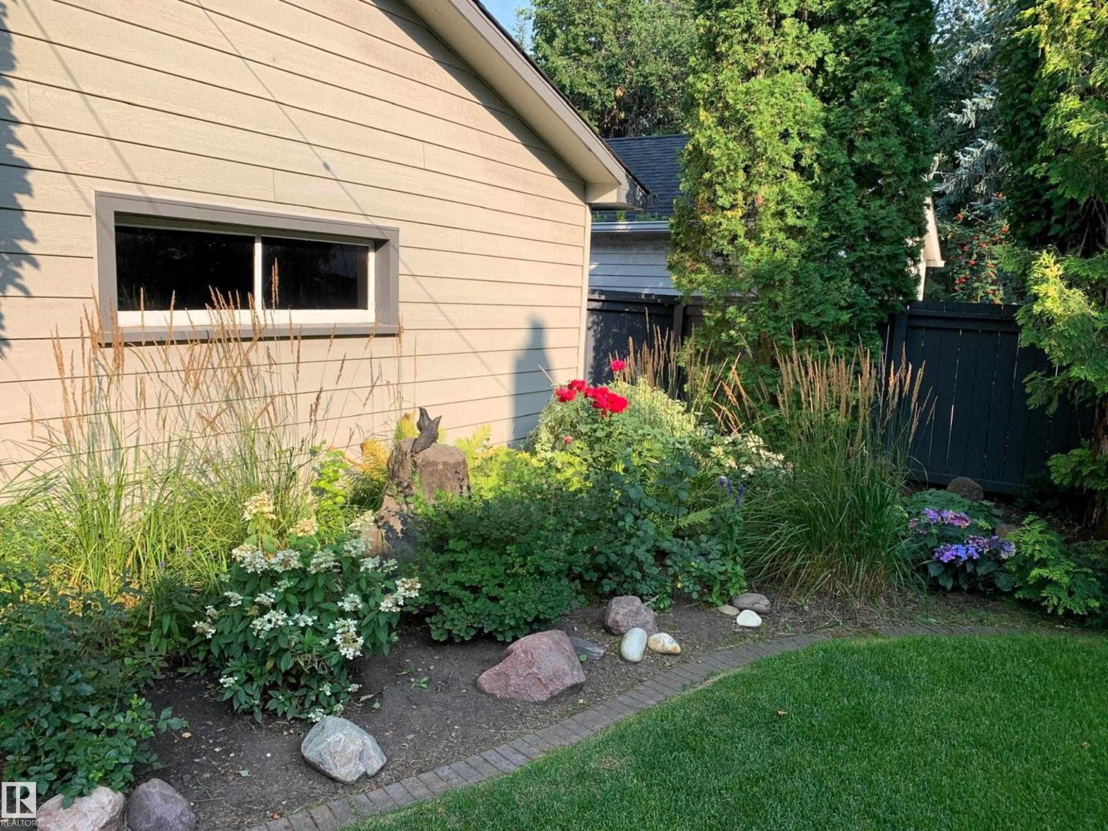 106 ST GEORGE'S CR NW, Edmonton