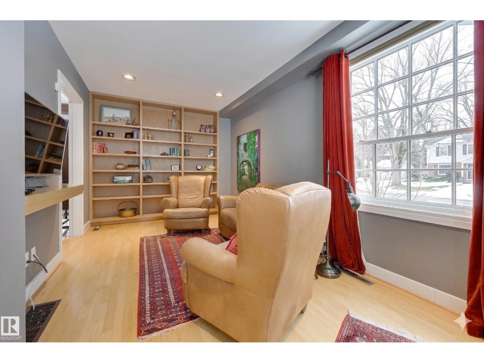 106 ST GEORGE'S CR NW, Edmonton