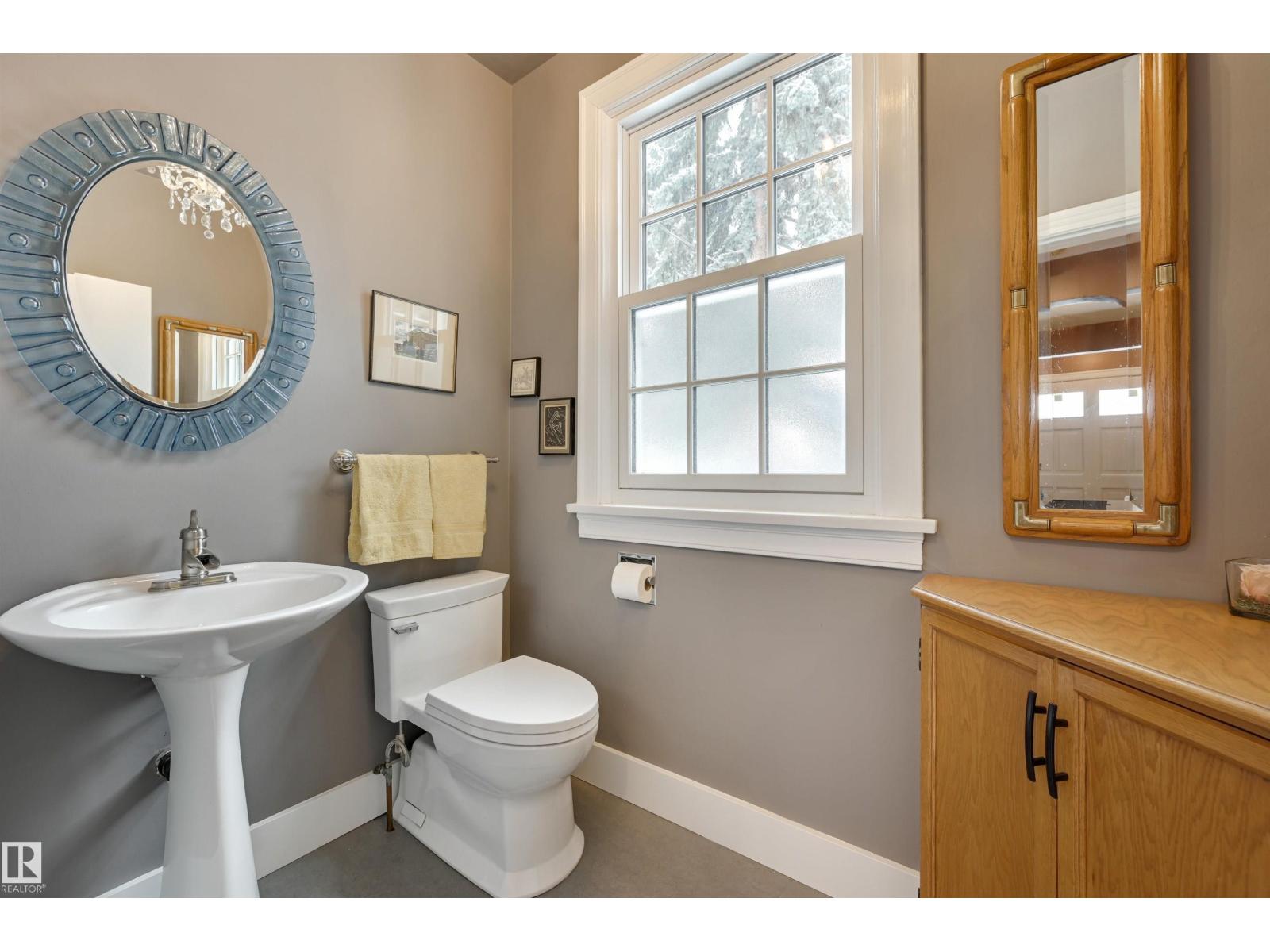 106 ST GEORGE'S CR NW, Edmonton