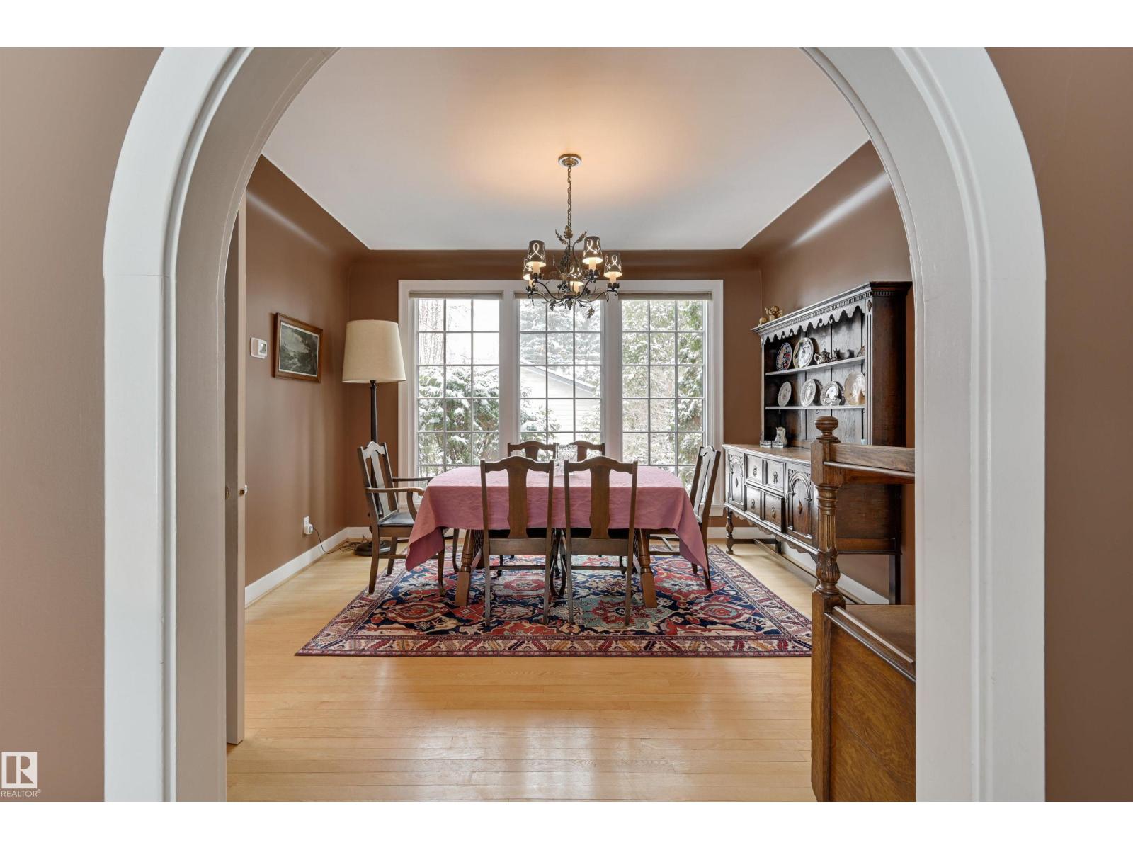 106 ST GEORGE'S CR NW, Edmonton