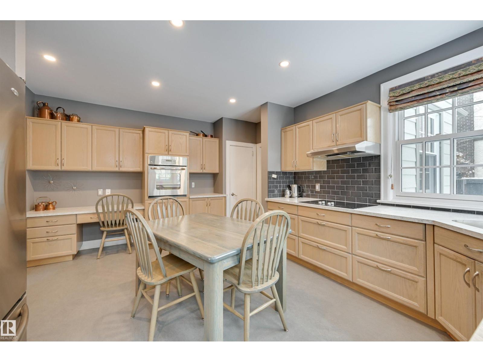 106 ST GEORGE'S CR NW, Edmonton