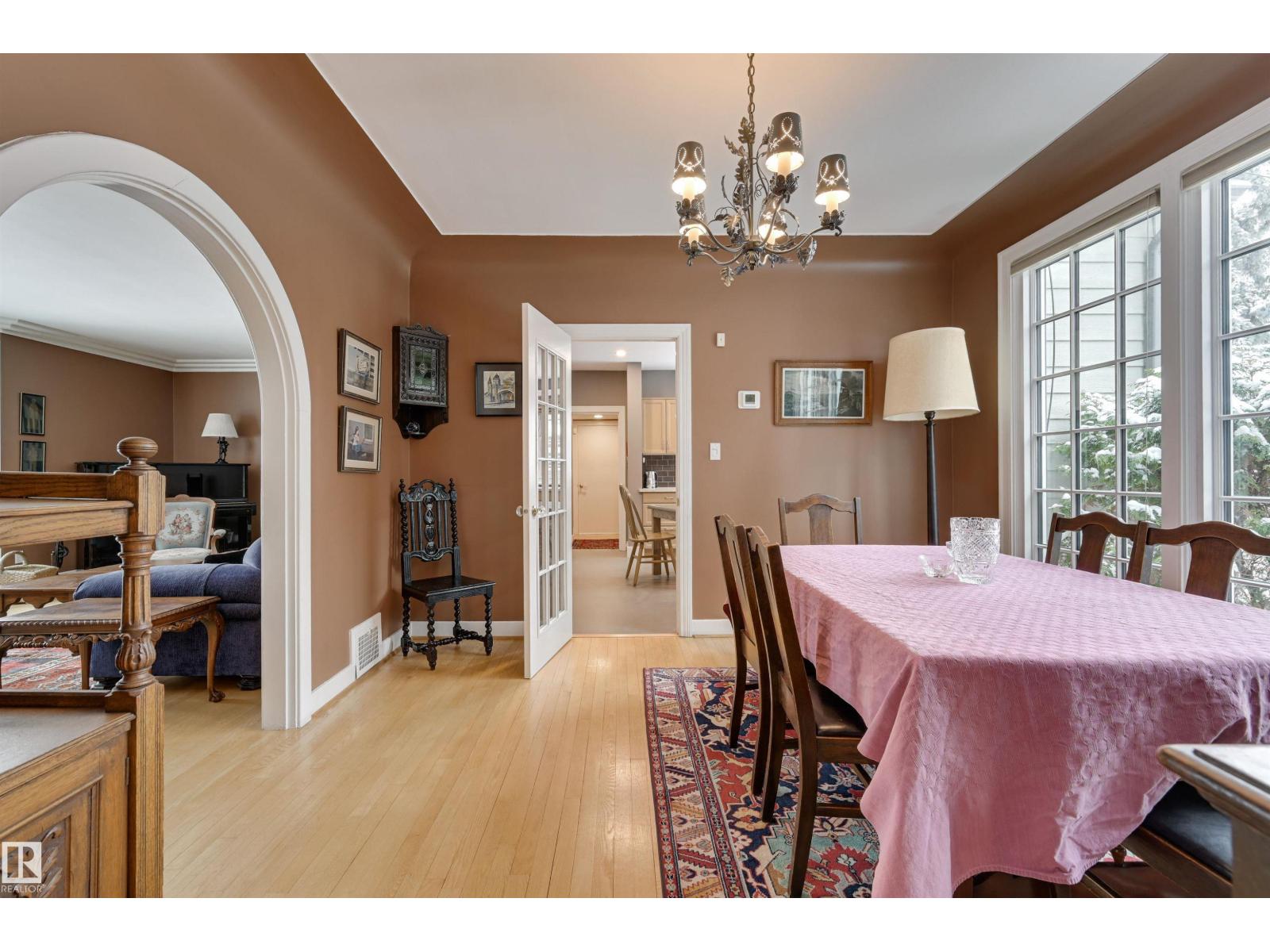 106 ST GEORGE'S CR NW, Edmonton