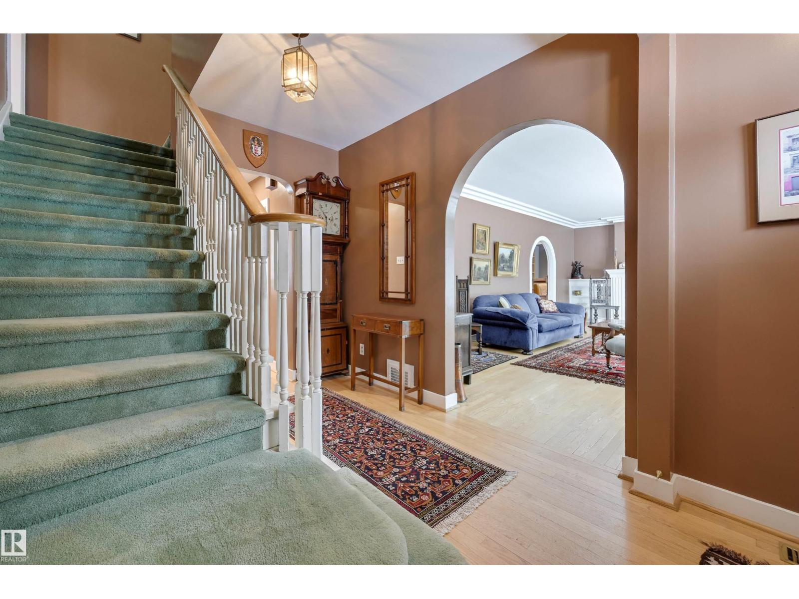 106 ST GEORGE'S CR NW, Edmonton