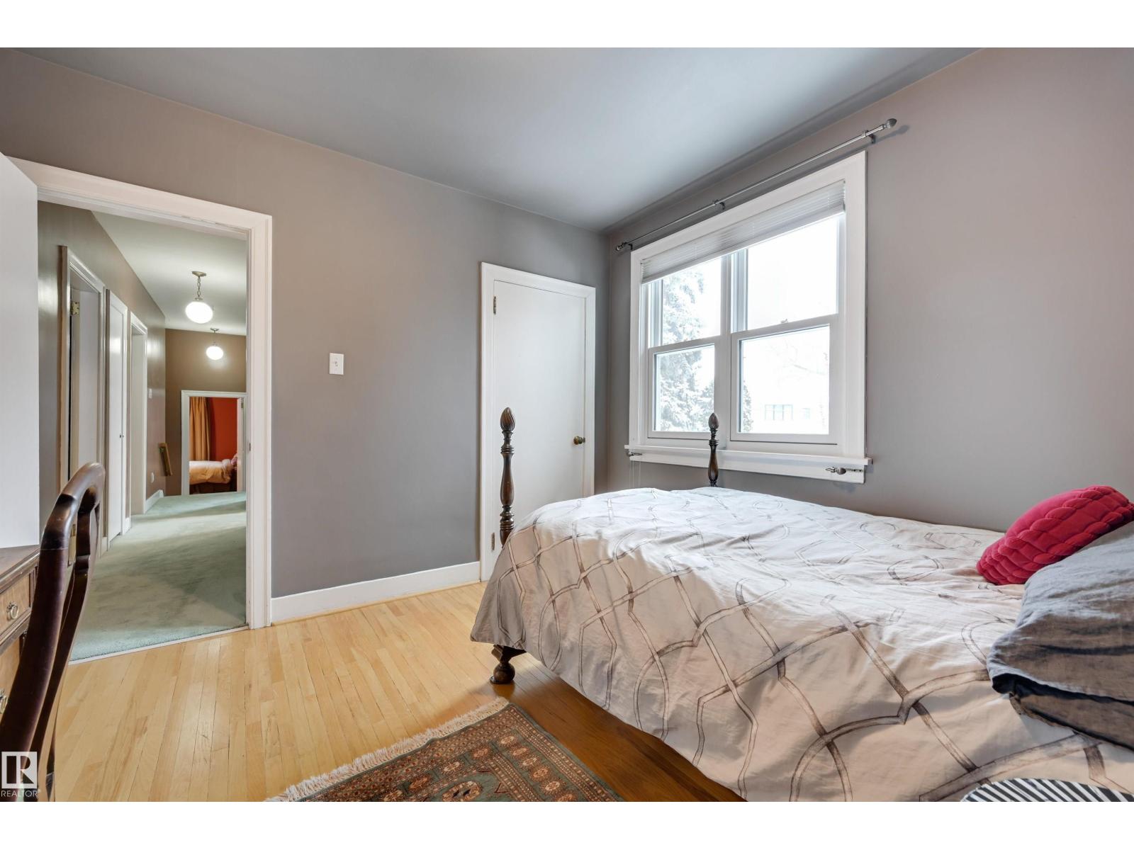 106 ST GEORGE'S CR NW, Edmonton