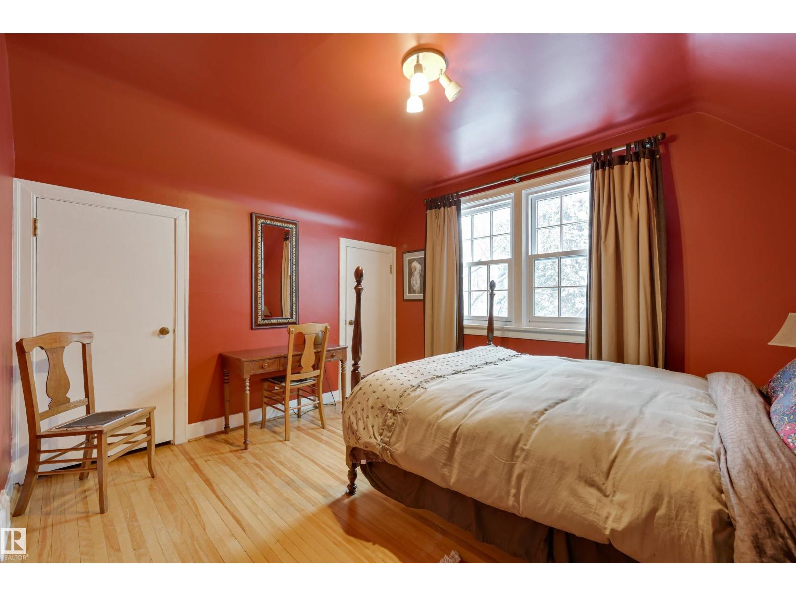 106 ST GEORGE'S CR NW, Edmonton