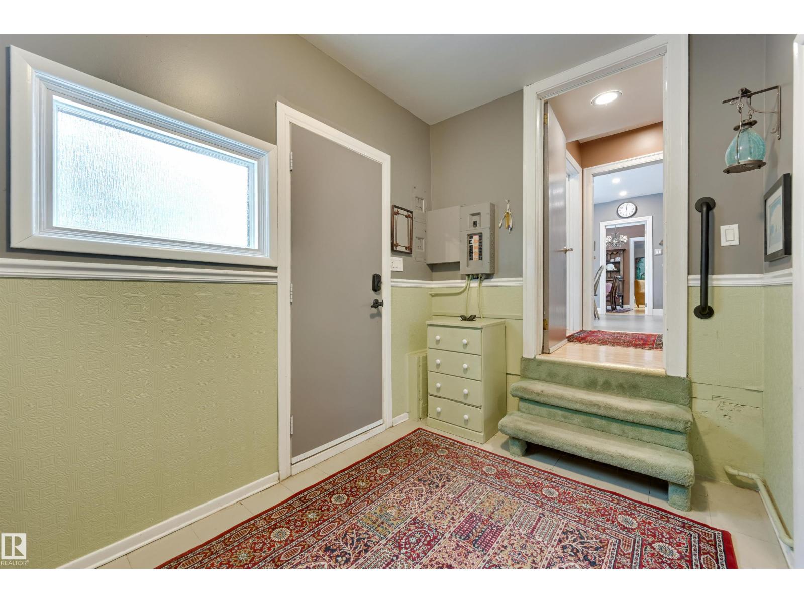 106 ST GEORGE'S CR NW, Edmonton