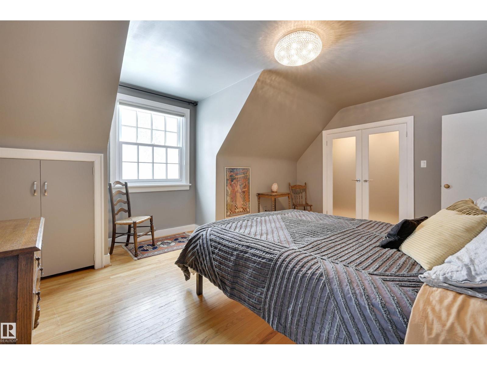 106 ST GEORGE'S CR NW, Edmonton