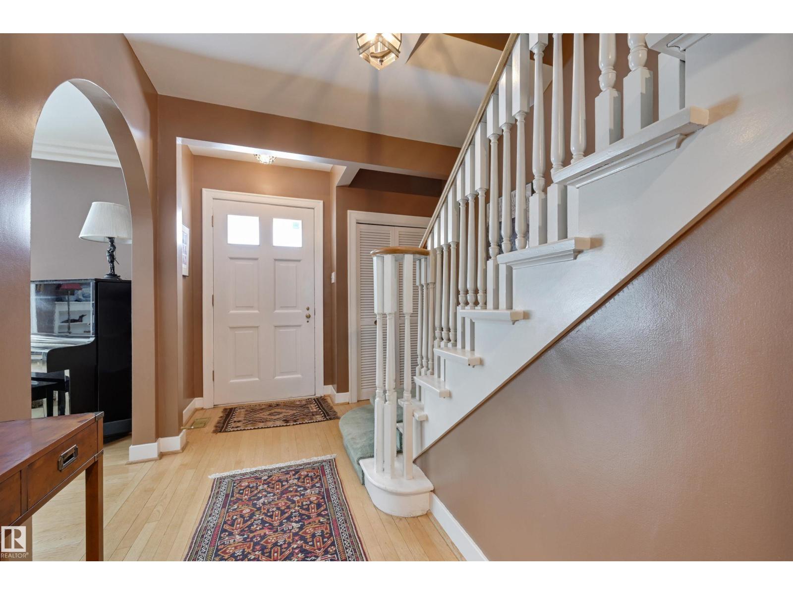 106 ST GEORGE'S CR NW, Edmonton