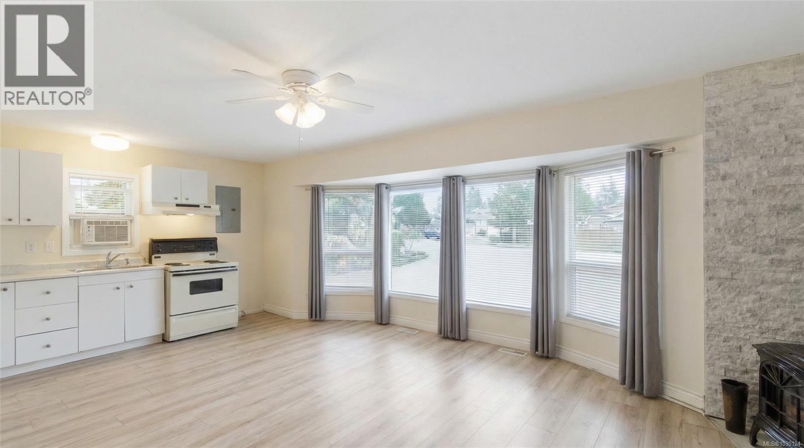 652 Ermineskin Ave - 10