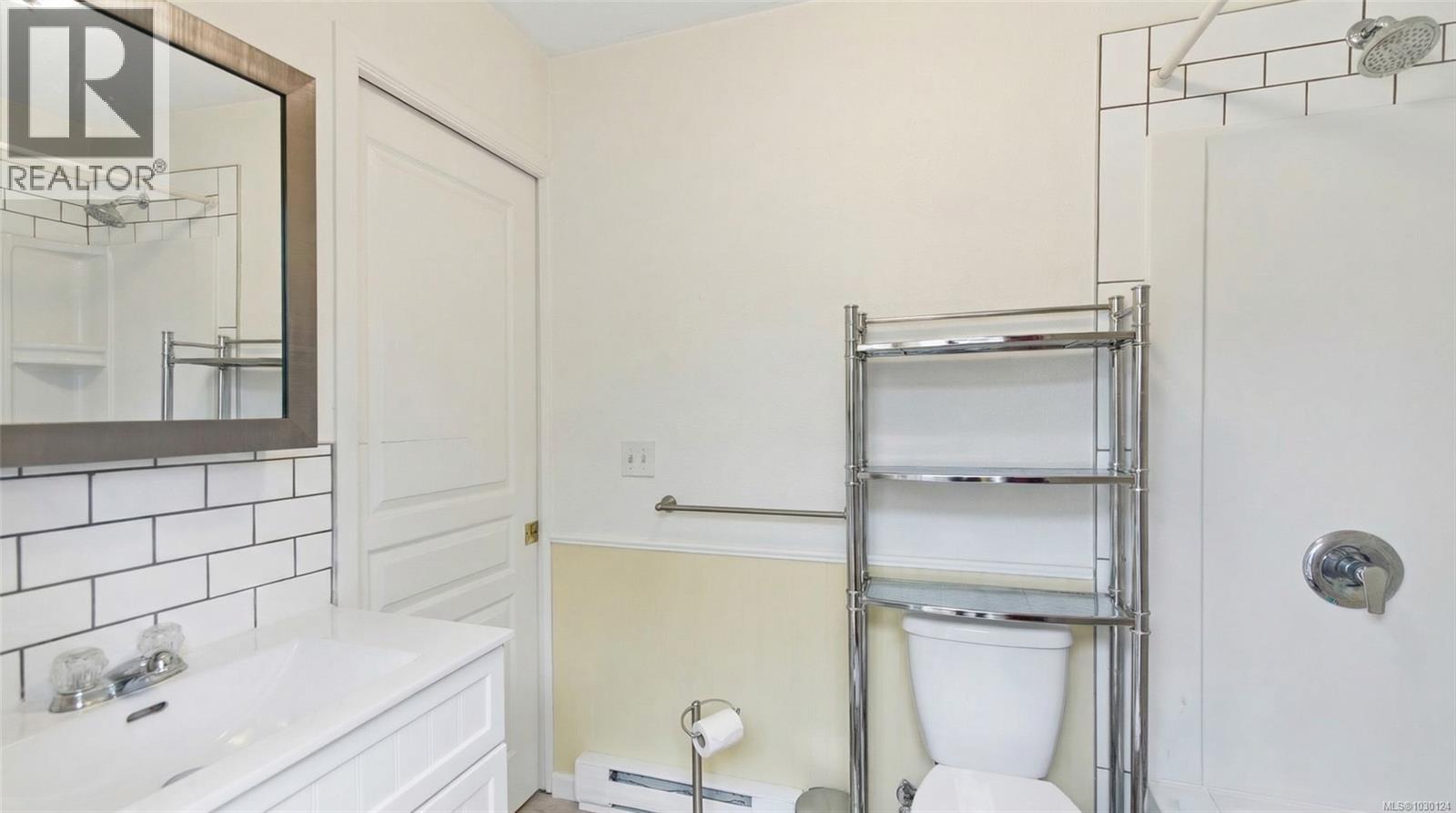 652 Ermineskin Ave - 14