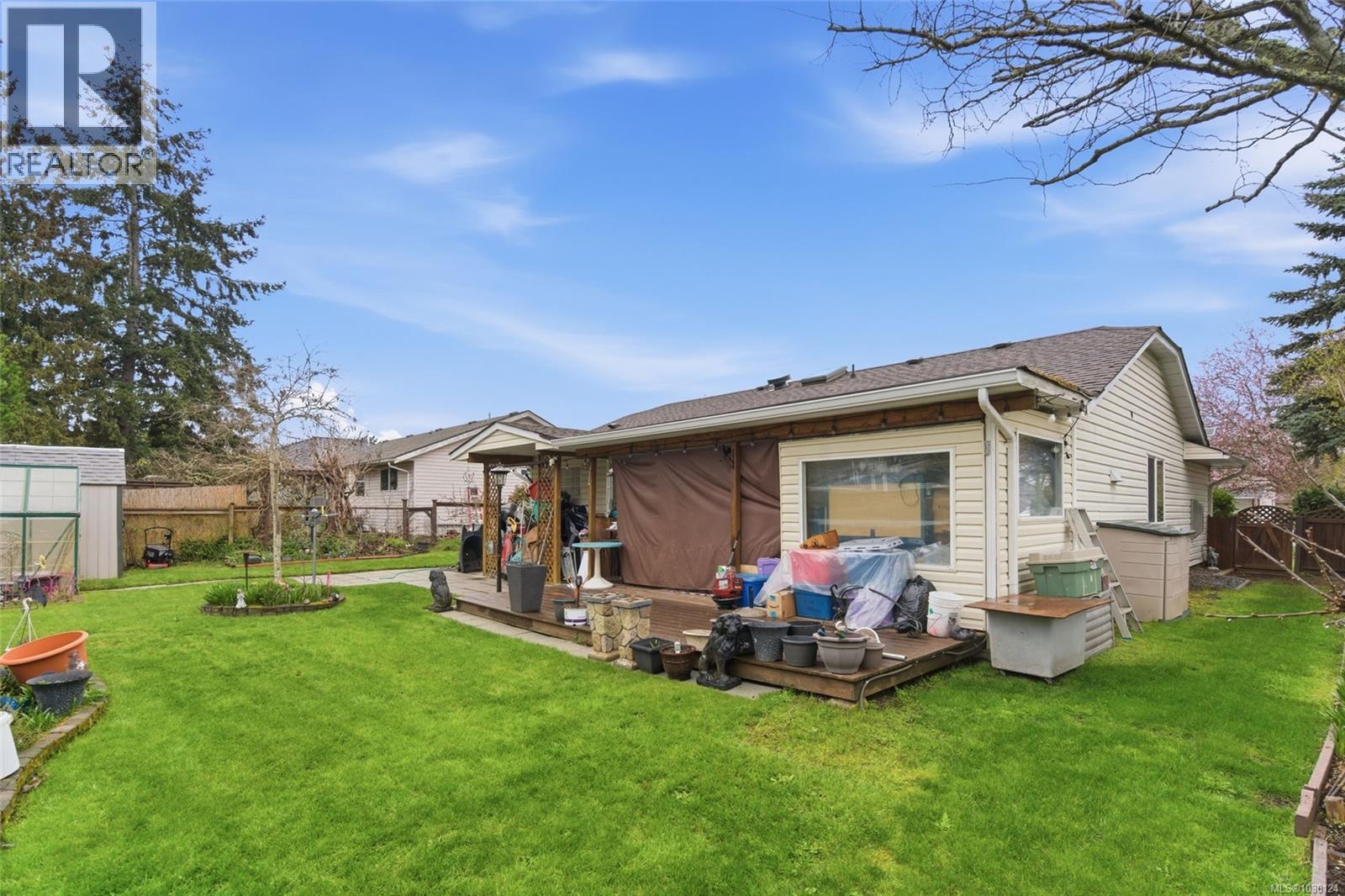 652 Ermineskin Ave - 32
