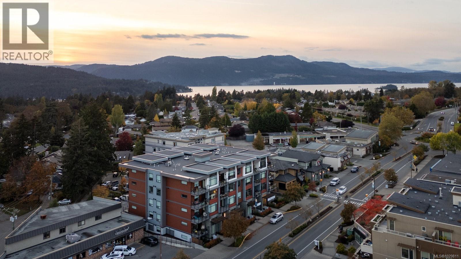 508 7162 West Saanich Road, Central Saanich