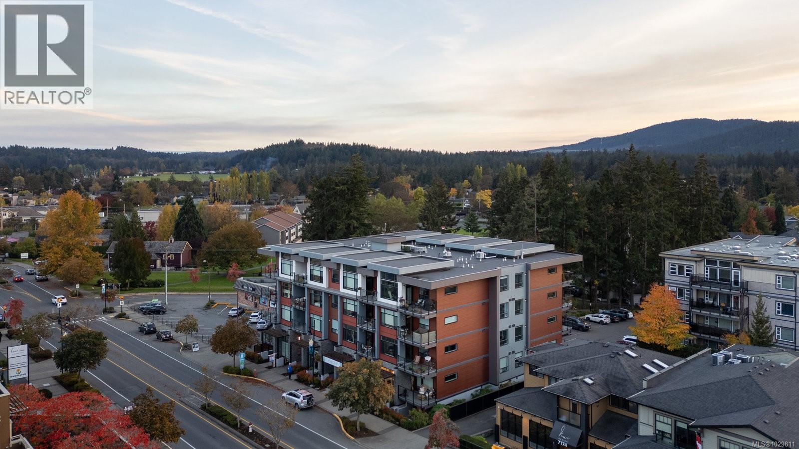 508 7162 West Saanich Road, Central Saanich