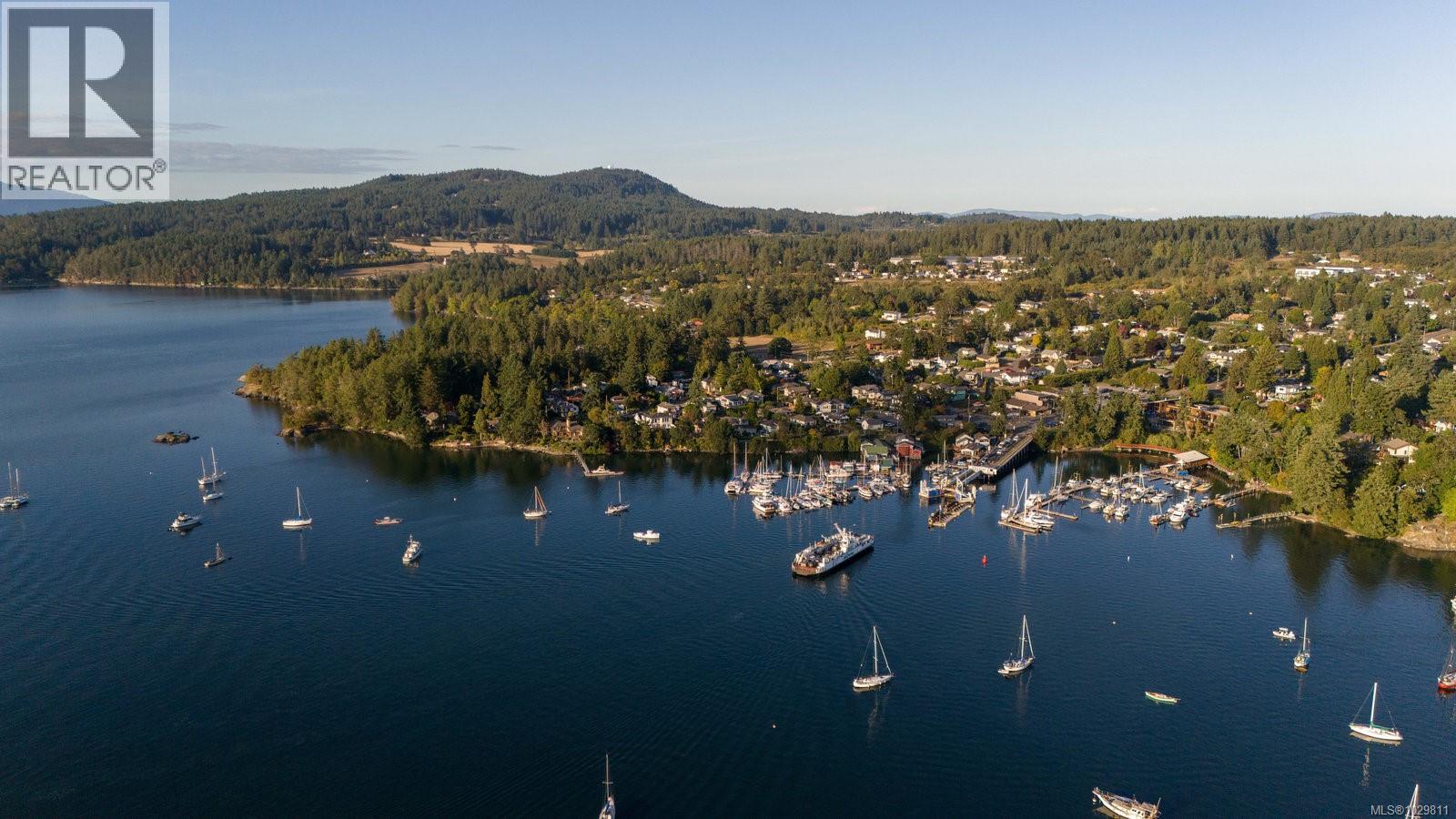 508 7162 West Saanich Road, Central Saanich