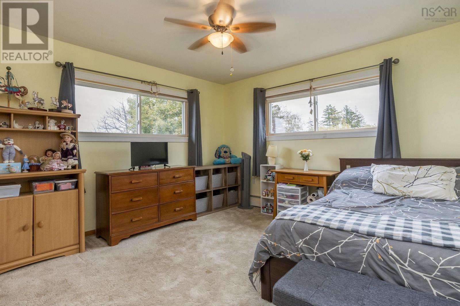 Property 38 of 40 of 1358 Hwy 1