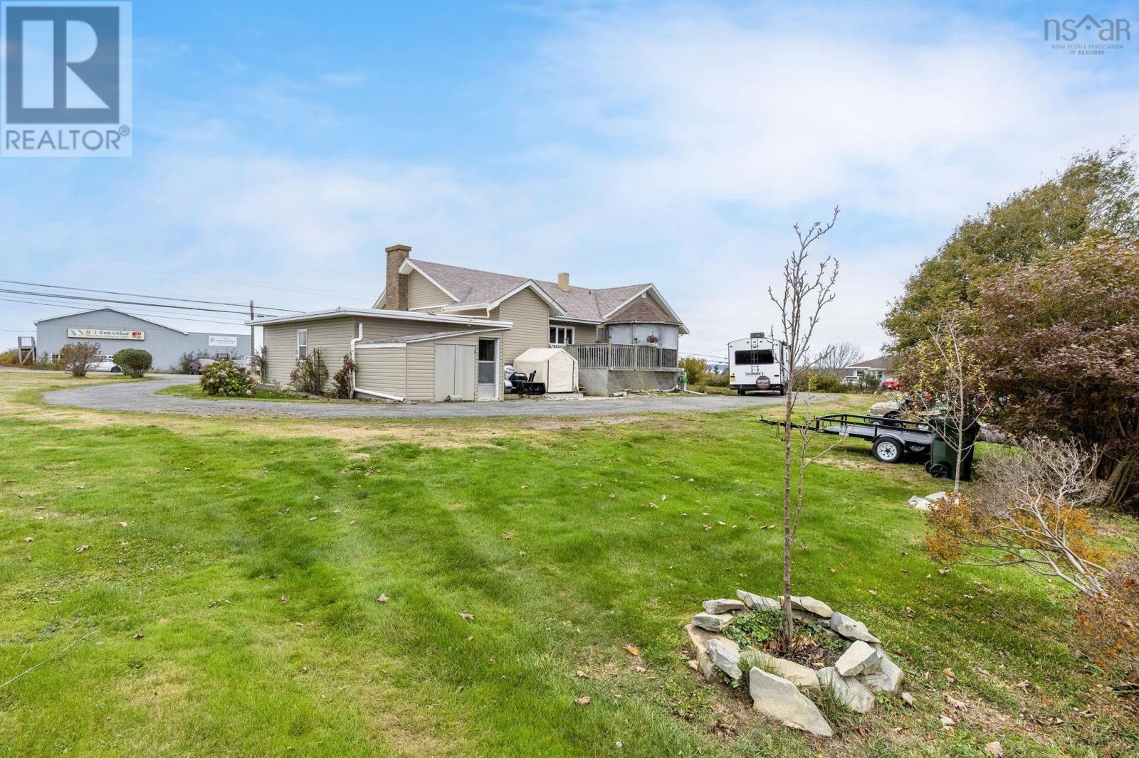 Property 21 of 40 of 1358 Hwy 1