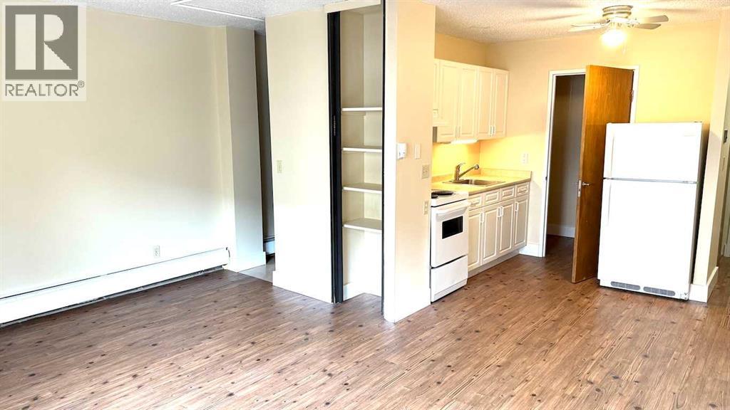 Multi-family House for Sale in   Street SW Cliff Bungalow Calgary 