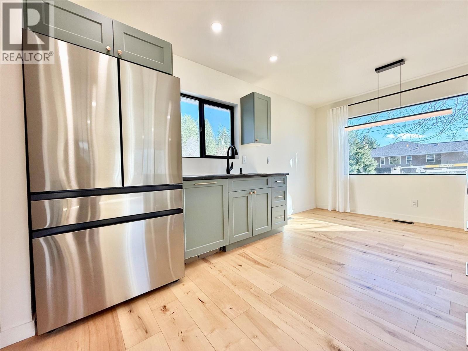 6295 COLLEGE ROAD - 13