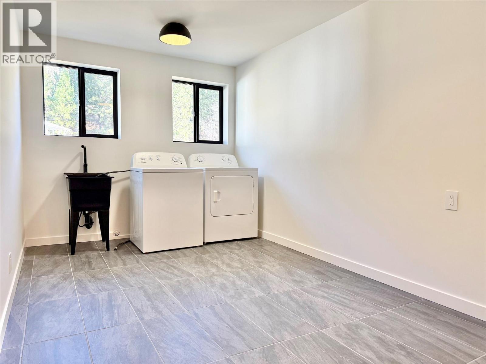 6295 COLLEGE ROAD - 31