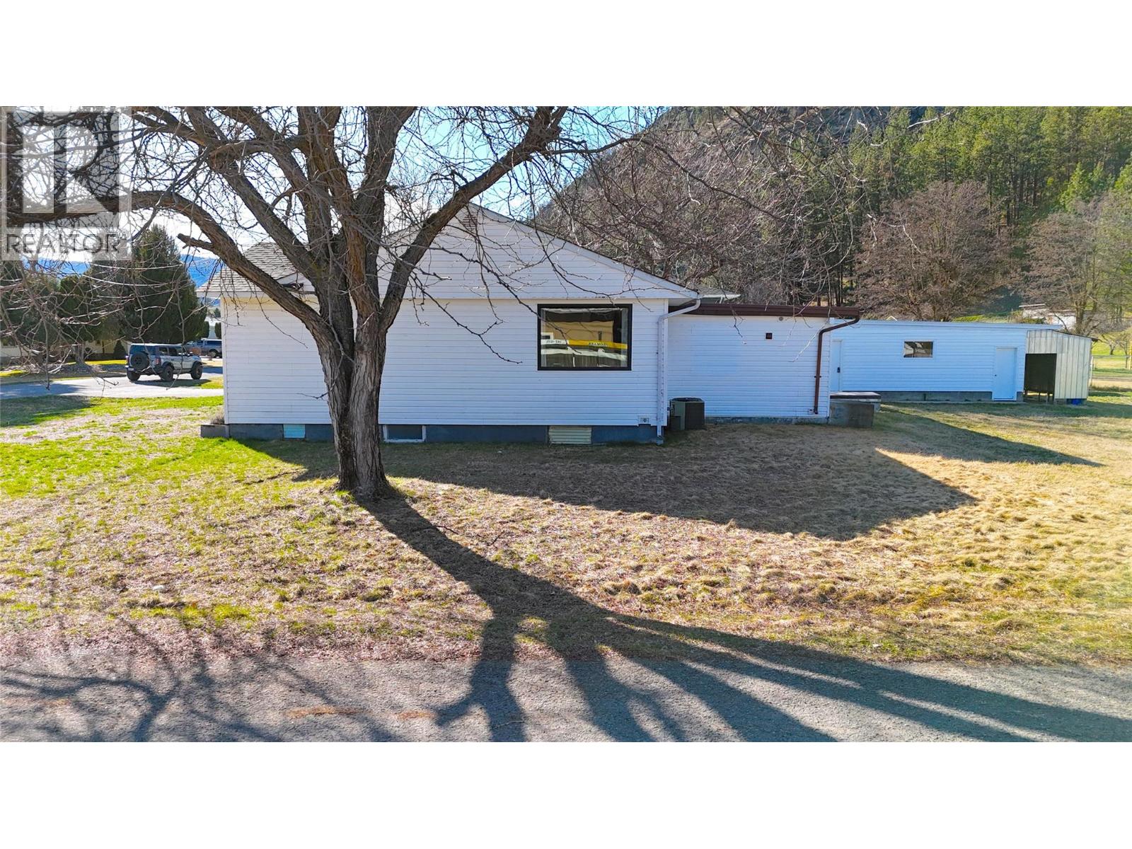 6295 COLLEGE ROAD - 39