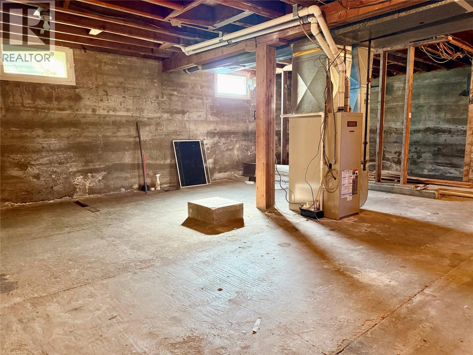 6295 COLLEGE ROAD - 36