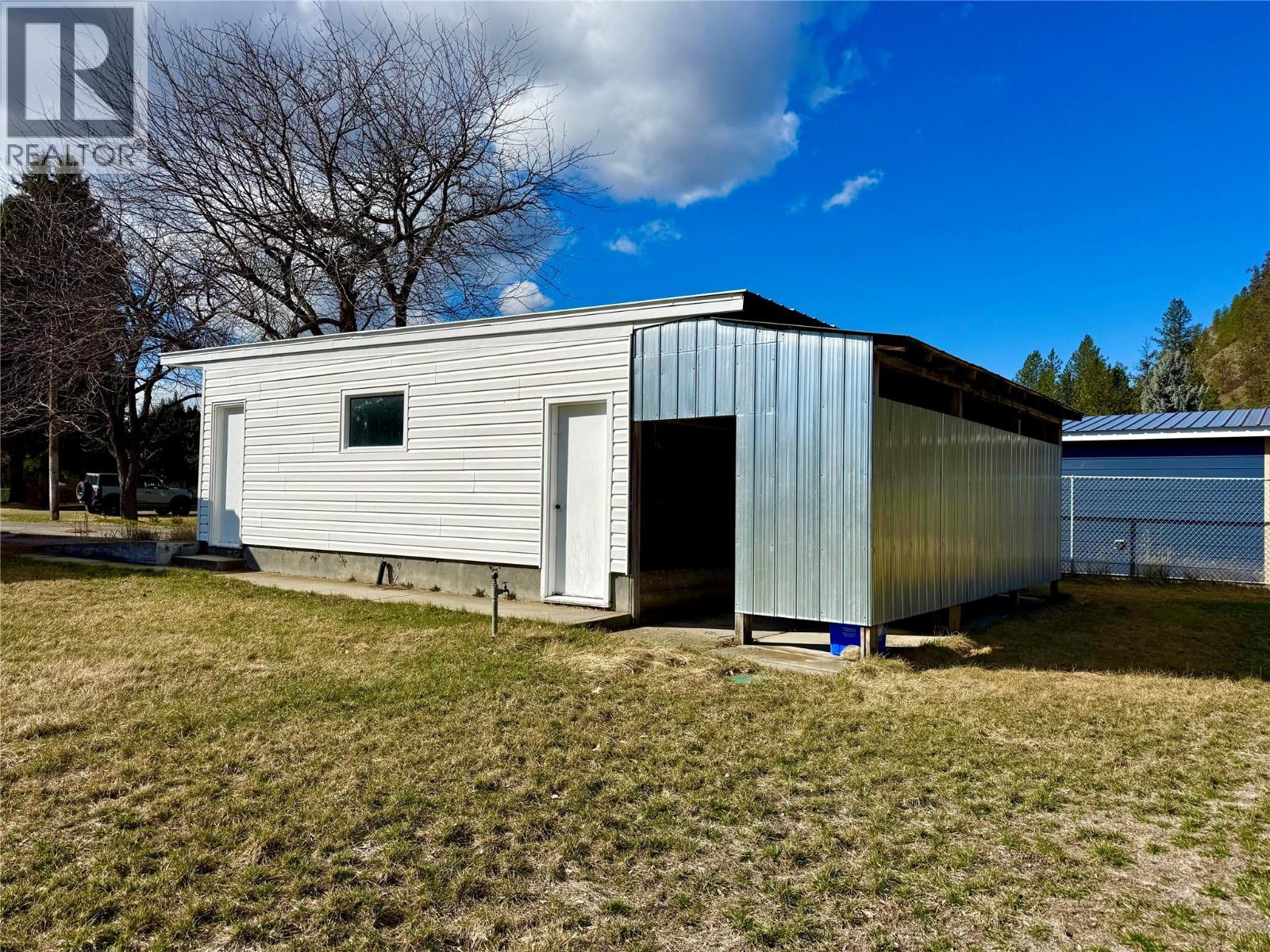 6295 COLLEGE ROAD - 46