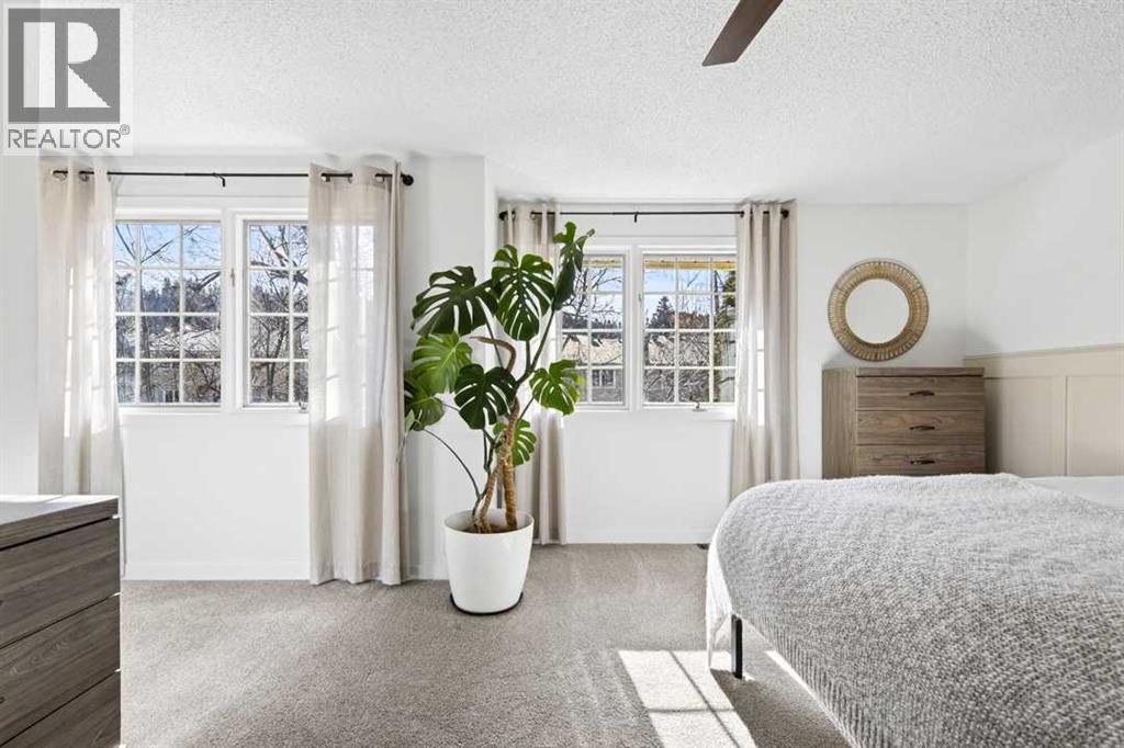 Single Family House for Sale in  Point Drive NW Point McKay Calgary 