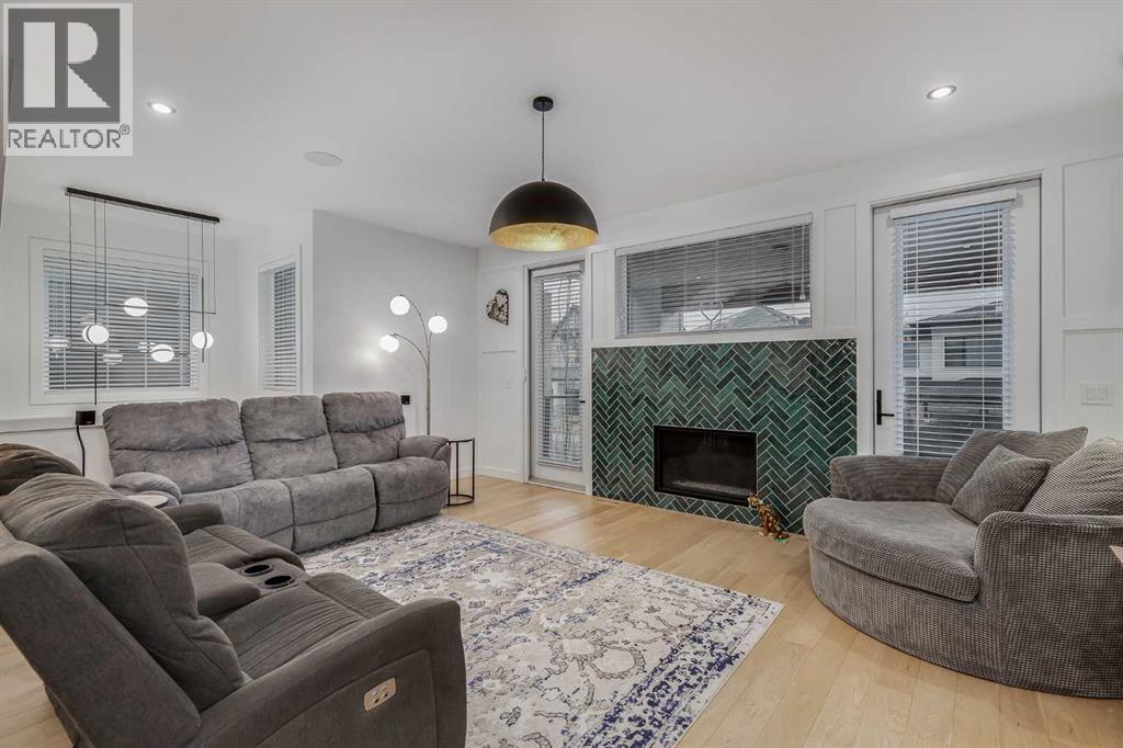 Single Family House for Sale in  Timberline Way SW Springbank Hill Calgary 